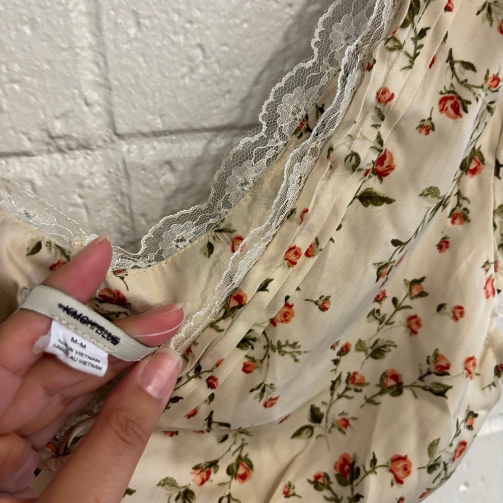 NWOT urban outfitters kimchi blue midi dress with roses and lace - Picture 5 of 5